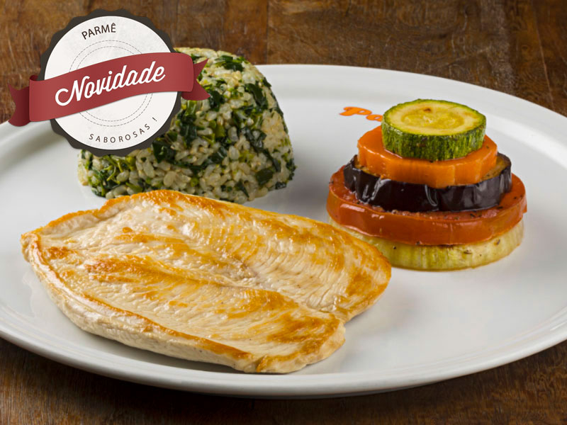 Filé de Frango com Torre de Legumes