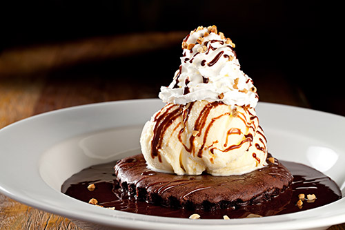 Brownie com Sorvete Parmê